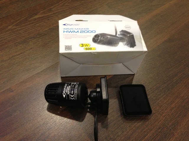 AquaSyncro HWM 2000 Wave Maker - Aquarium Marine Color のレビューと価格
